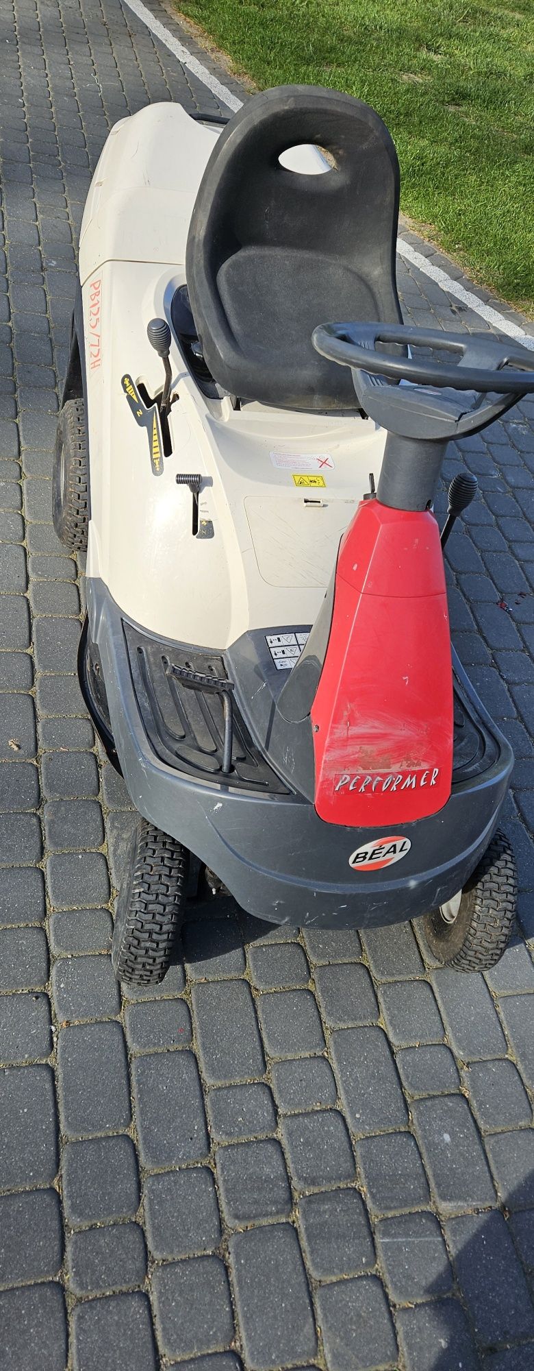 Traktorek kosiarka Castel Garden briggs 12.5hp hydro BEAL