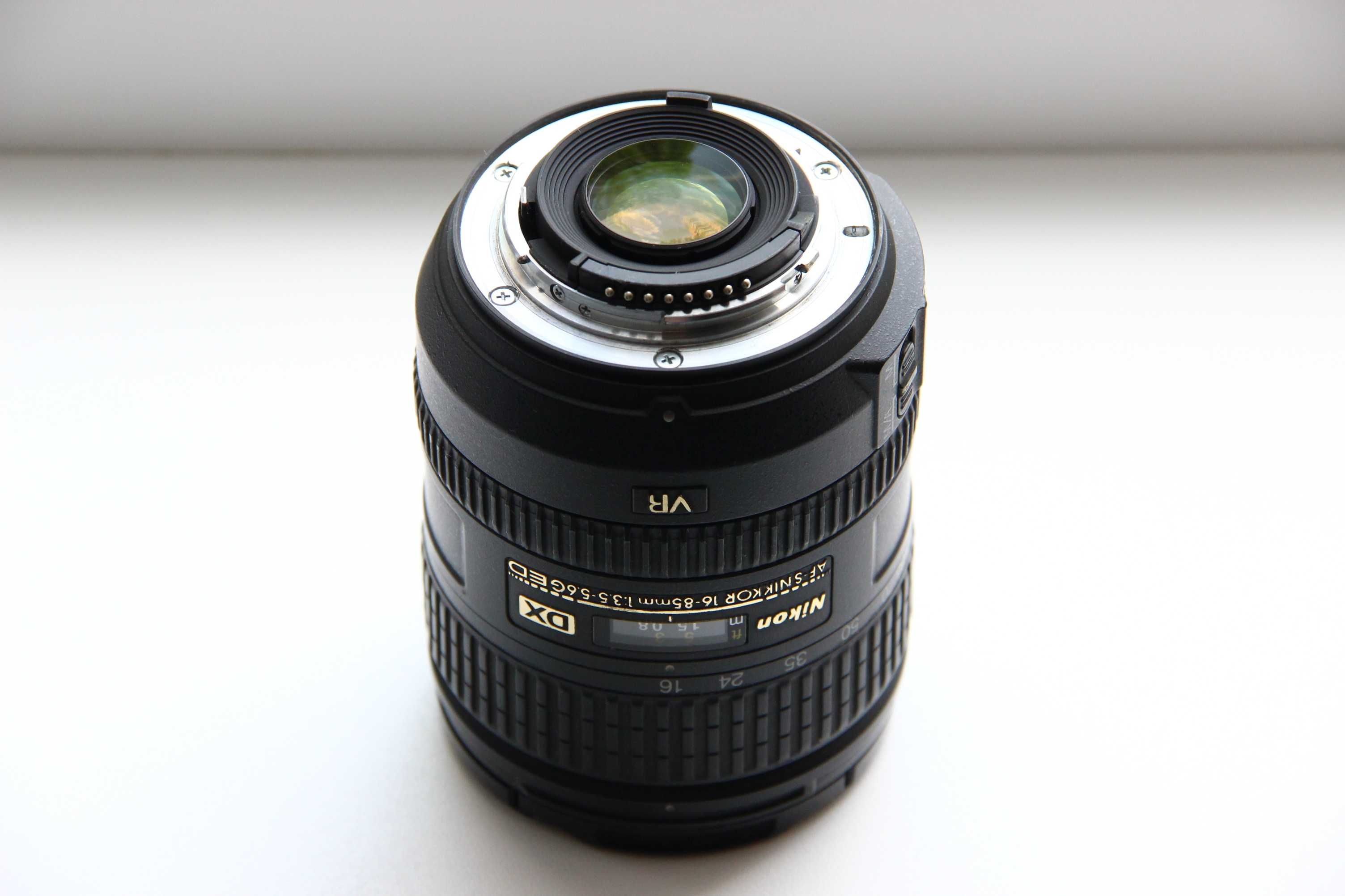 Продам объектив Nikon 16-85mm VR