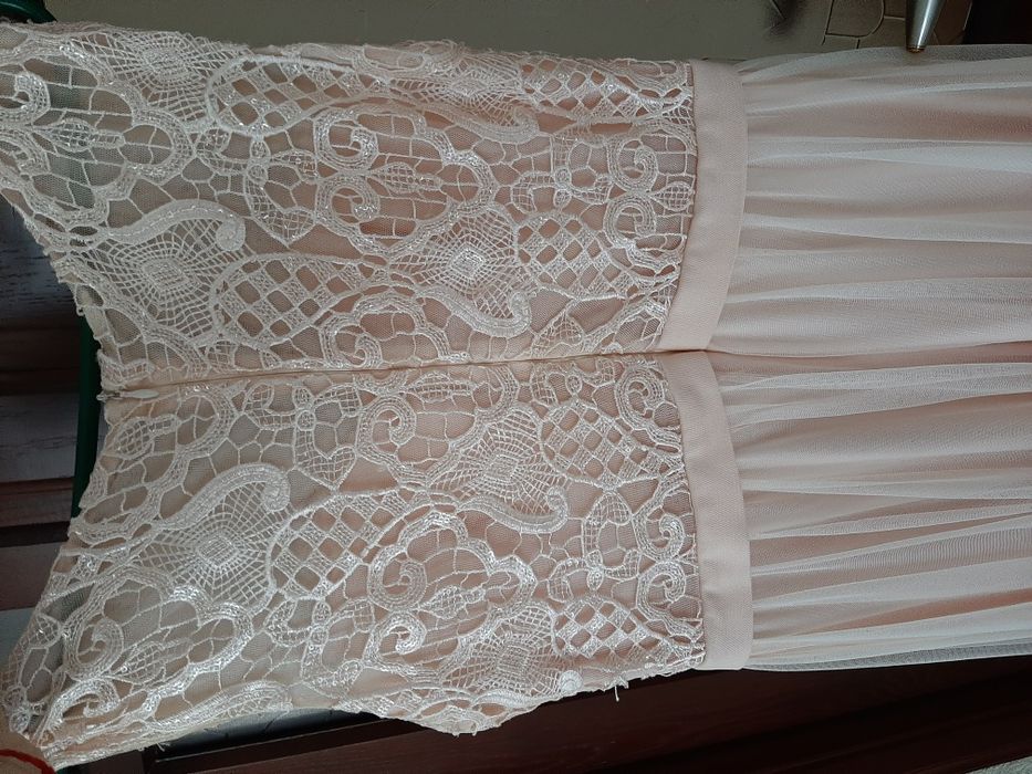 Сукня на випускний