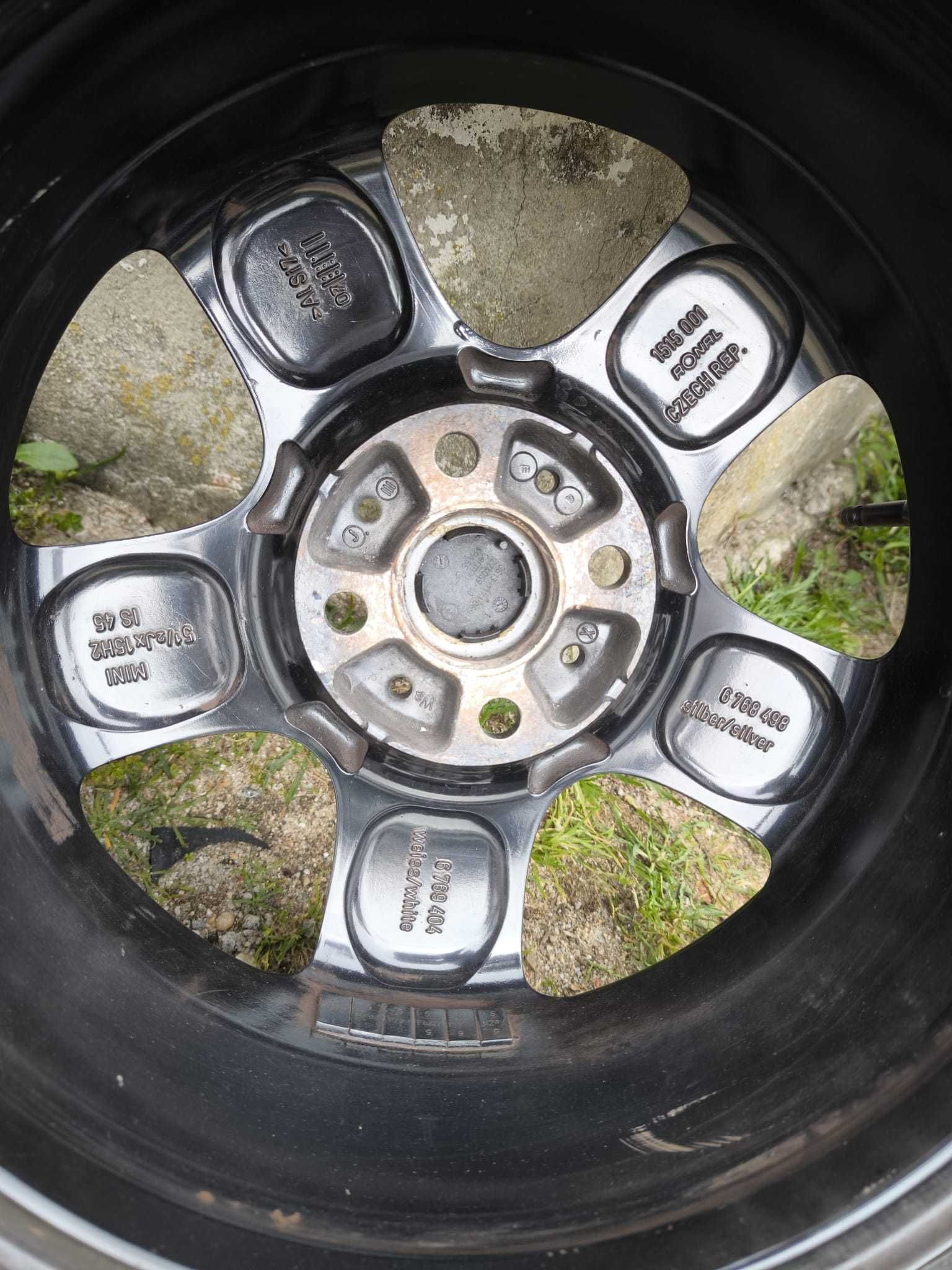 Jantes MINI com Pneus 175/65 R15