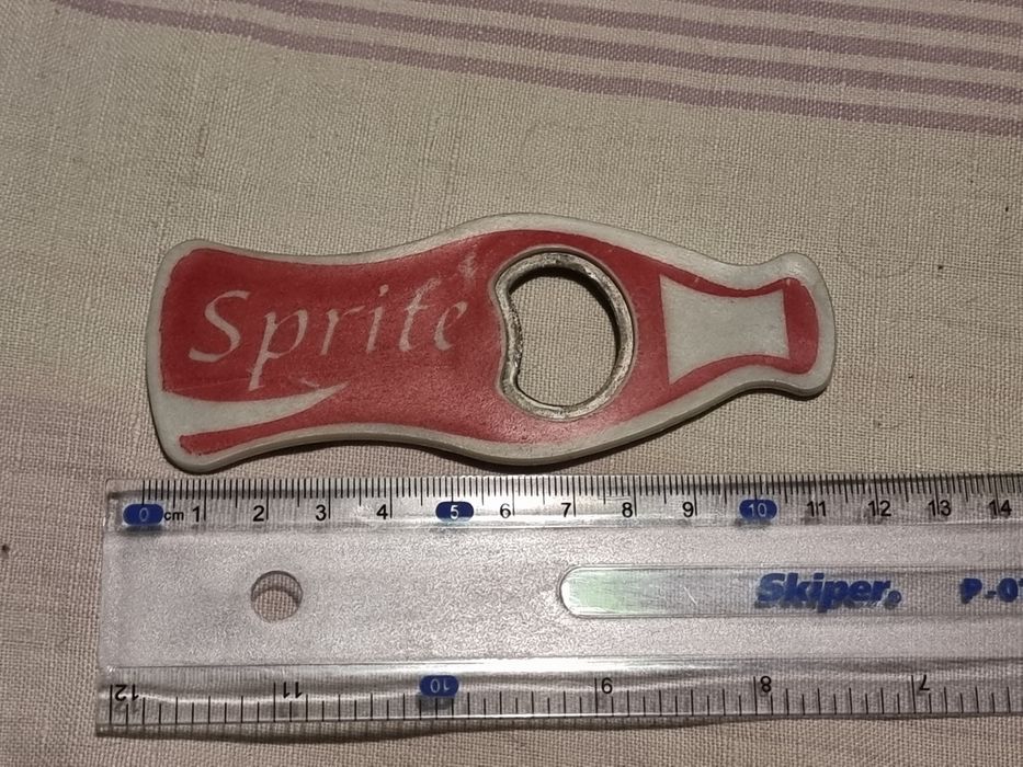 Открывашка "Sprite" металлическая в форме бутылки от кока-колы 90-е