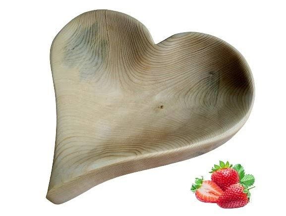 Misy i tace z drewna Stylowe korytka cateringowe serce do serwowania