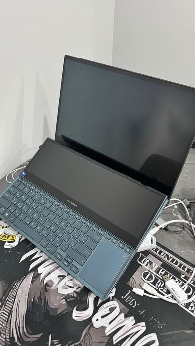 Asus zenbook 15.6 rtx 3080 8 gb