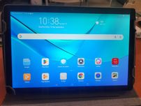 Tablet Huawei M5 Pro com caneta

Tablet com cartão sim,parece Uma colu