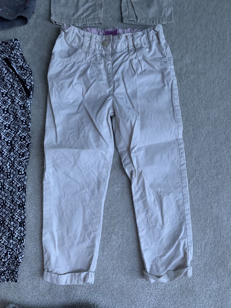 98 spodnie spódniczki  jeans ubrania zestaw panterka dresy aladynki