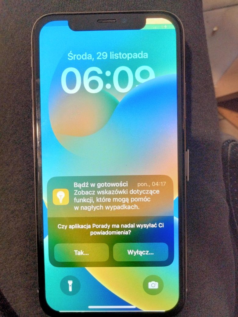 iPhone x oraz 12