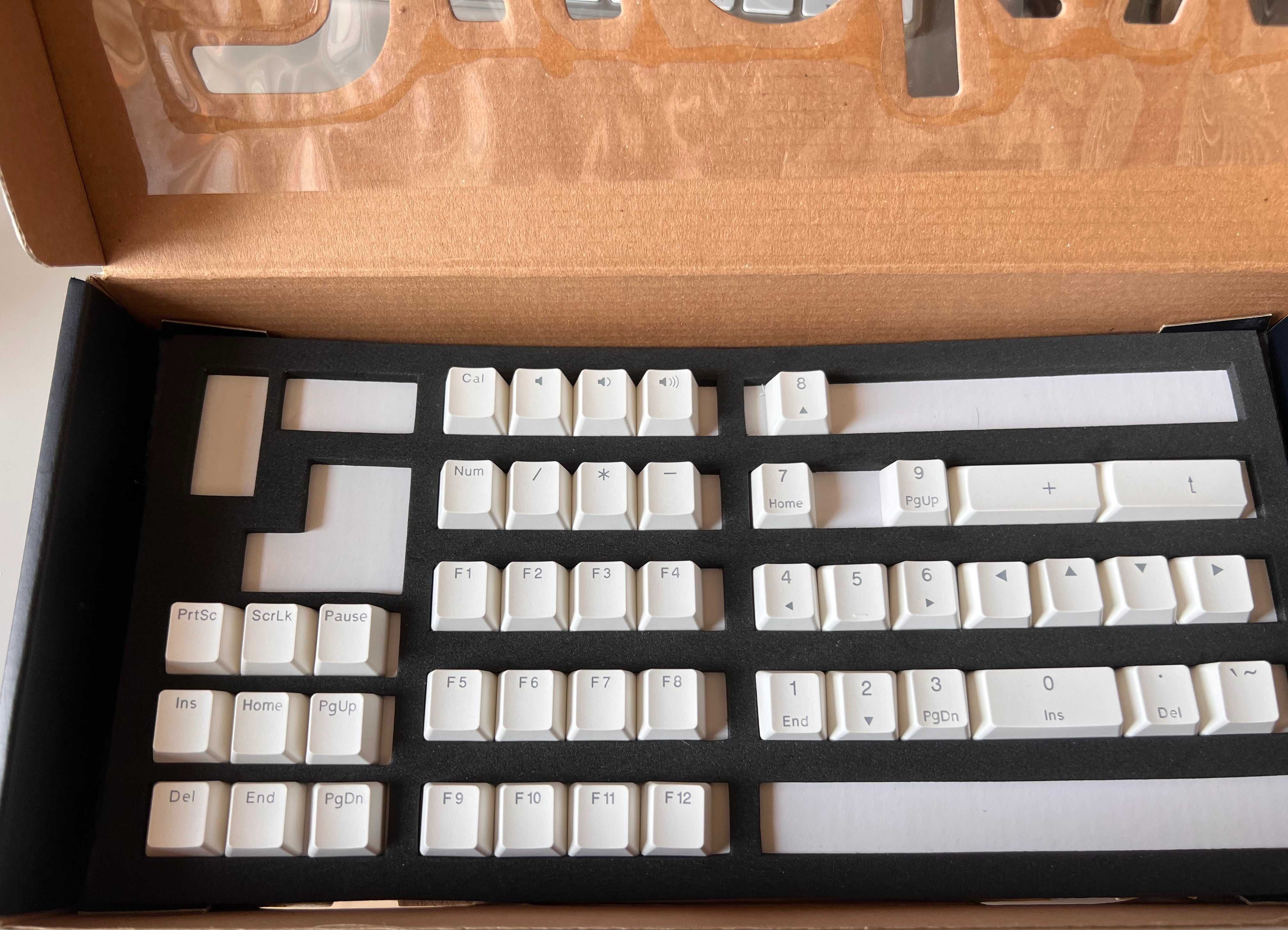 Ковпачки на механічну клавіатуру білі, виробник Ducky