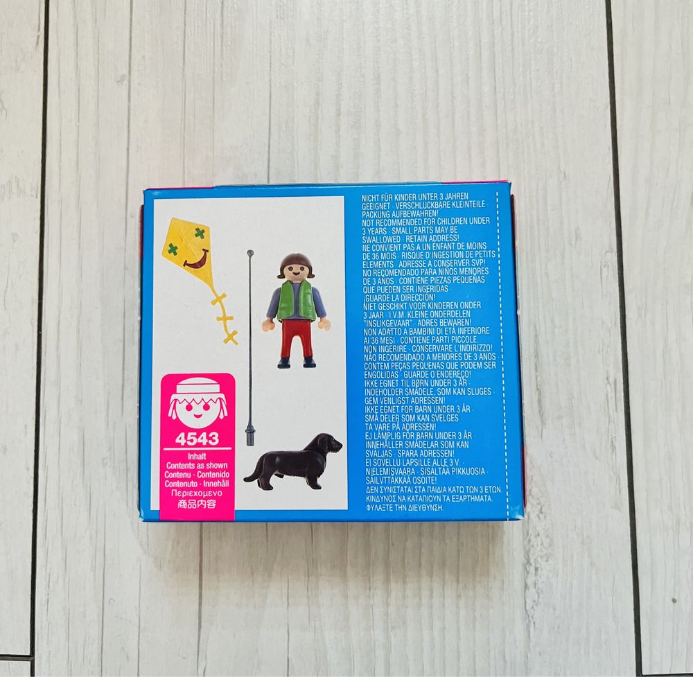 4543 Playmobil dziecko z latawcem i z psem figurka nowa unikat