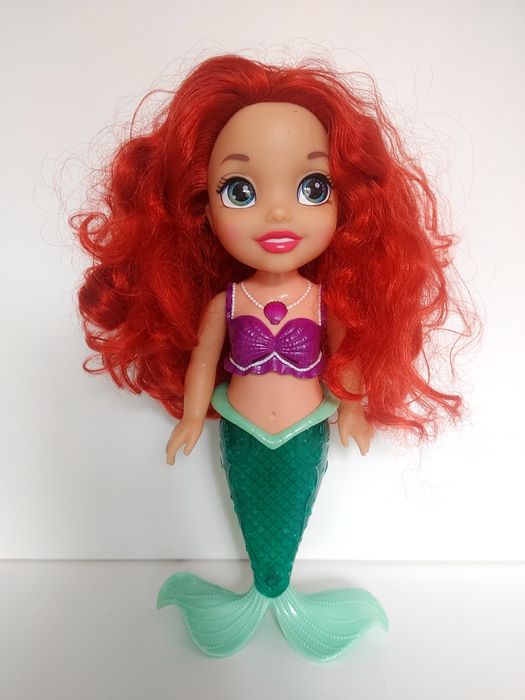 Grająca śpiewajaca lalka Arielka Disney