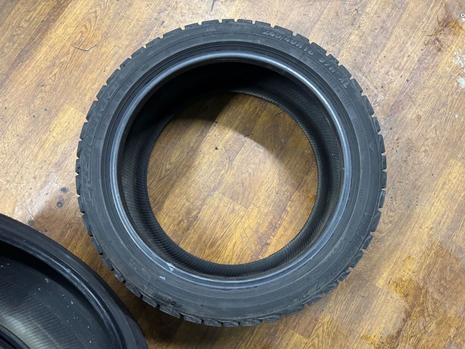 Майже нова гума 245 40 18