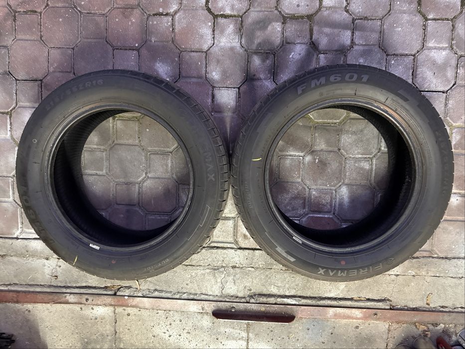 2 opony 215/55/16 cali. Dużo bieżnika.