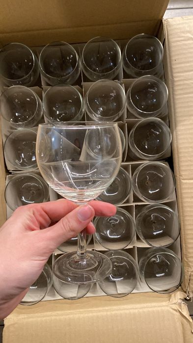 Wieliczki do wina szampana szkło kryształ