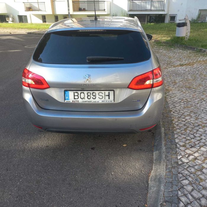 Peugeot 308 Peugeot 308 II SW 1.6 BlueHDi 120 Allure - 16