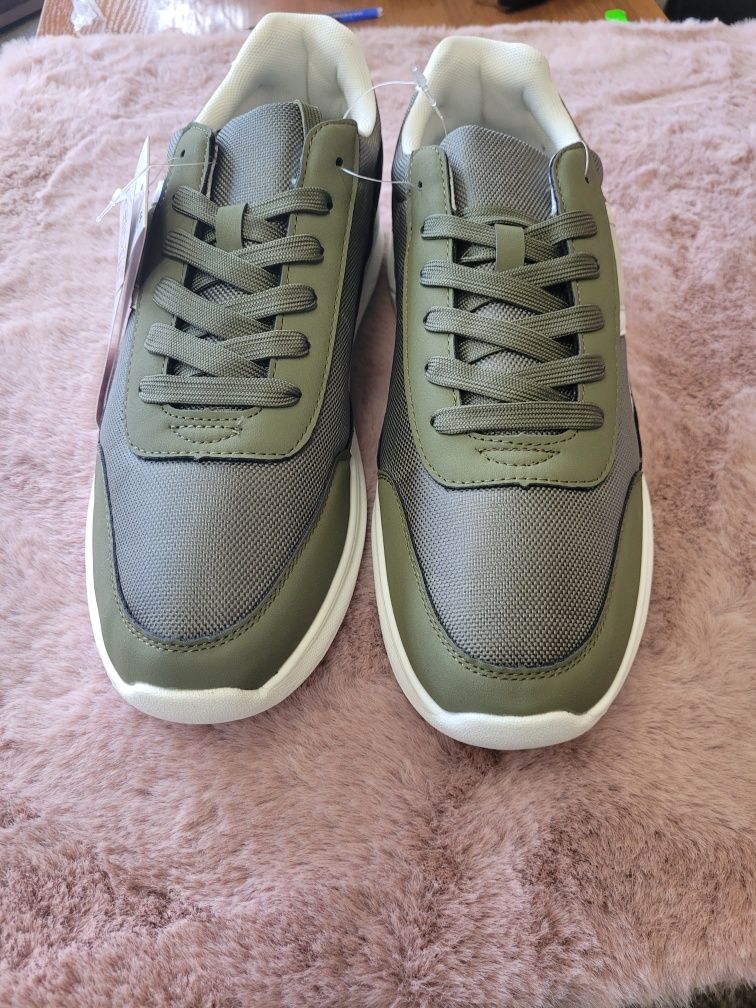 Sneakersy męskie roz 46. Livergy