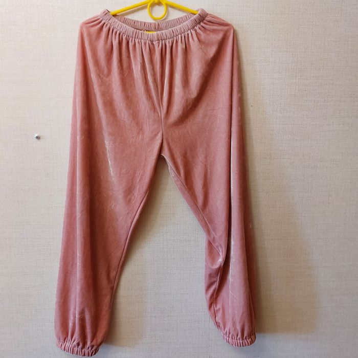 Одяг на осінь для дівчини, класні джинси, плаття та ін. Розмір S,M