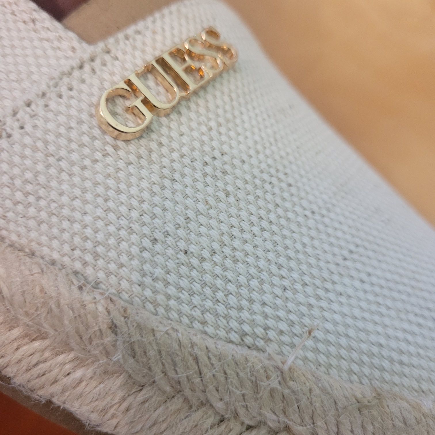Еспадрільї Guess