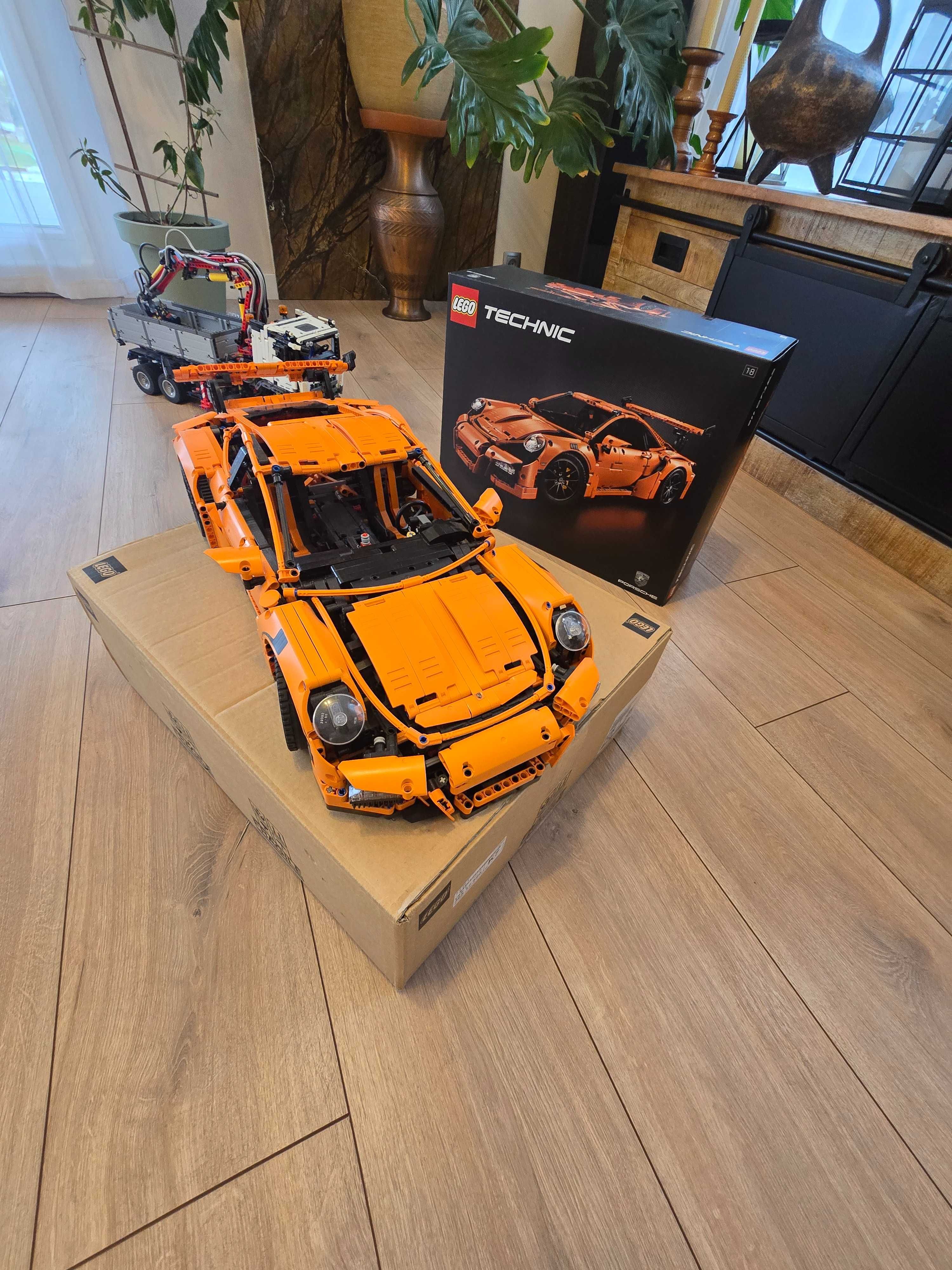 LEGO Technic Porsche 911 GT3 RS 42056  Mercedes Arocs HDS