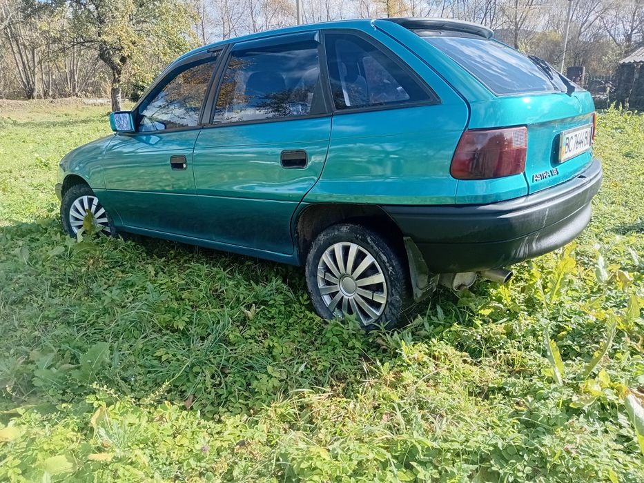 Опель встра ф 1,6 бензин