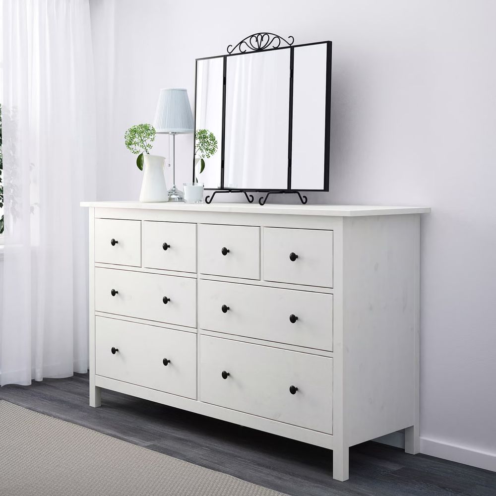 Komoda Ikea Hemnes biała 8 szuflad