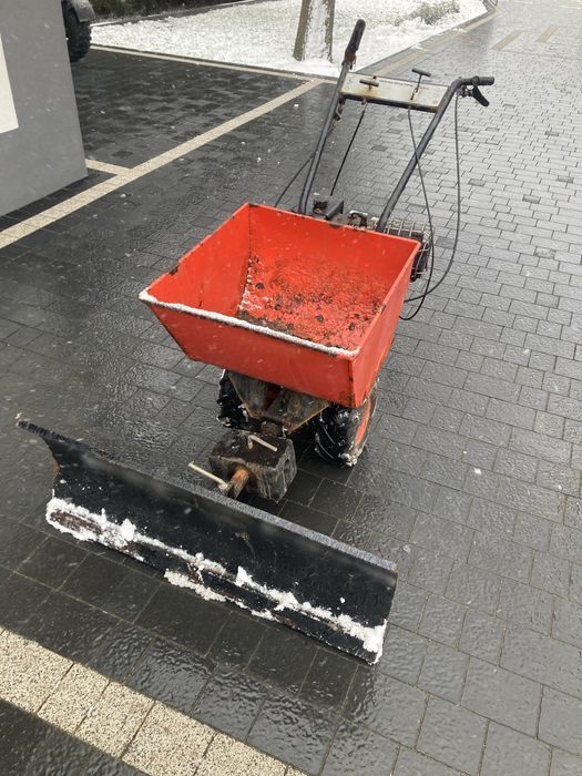 Plug do sniegu traktorek Hako Variette