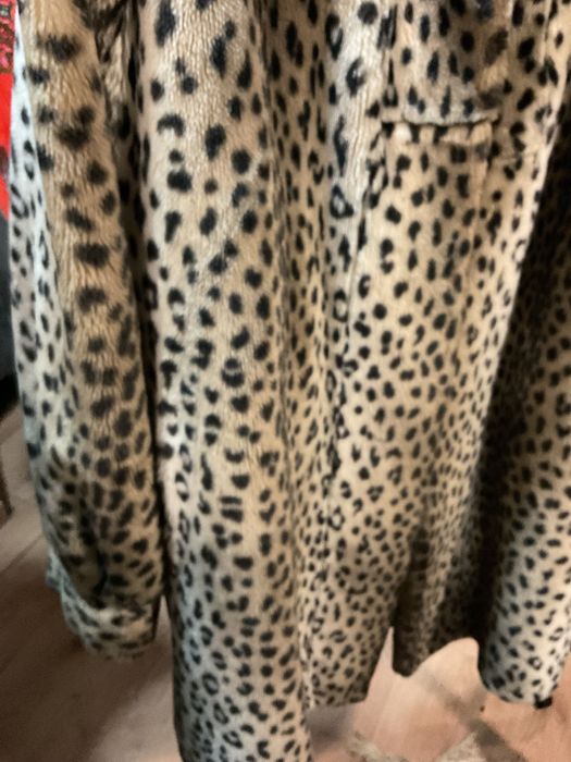 Casaco duas faces pele sinte tam,M/L lindíssimo