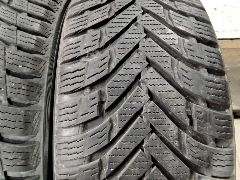 Opony 225/60x17 Nokian