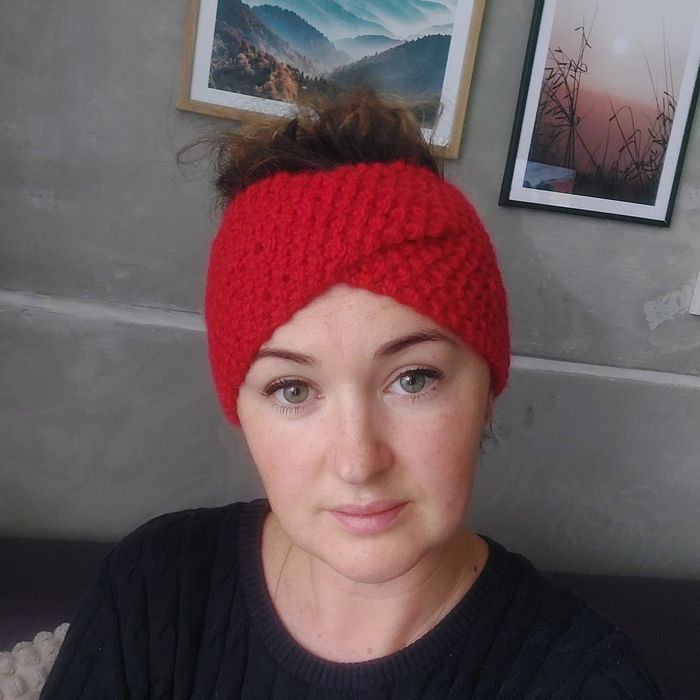 Opaska ręcznie robiona na drutach handmade 100% wełna czerwona