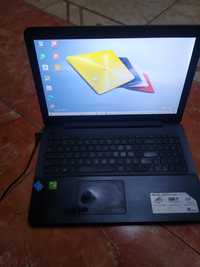 Laptop ASUS F555L,stan techniczny  jak i wizualny  bdb,  -pierwszy wła