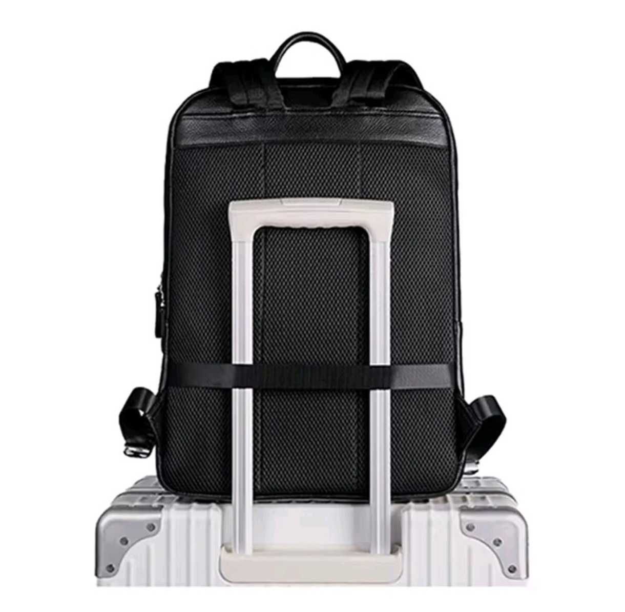 Nova mochila clássica de couro de crocodilo
