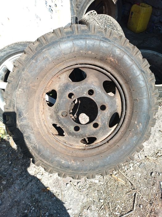 Шина резина диск колесо покришка р20 газ 51 52 53 прицеп  МТЗ ЮМЗ