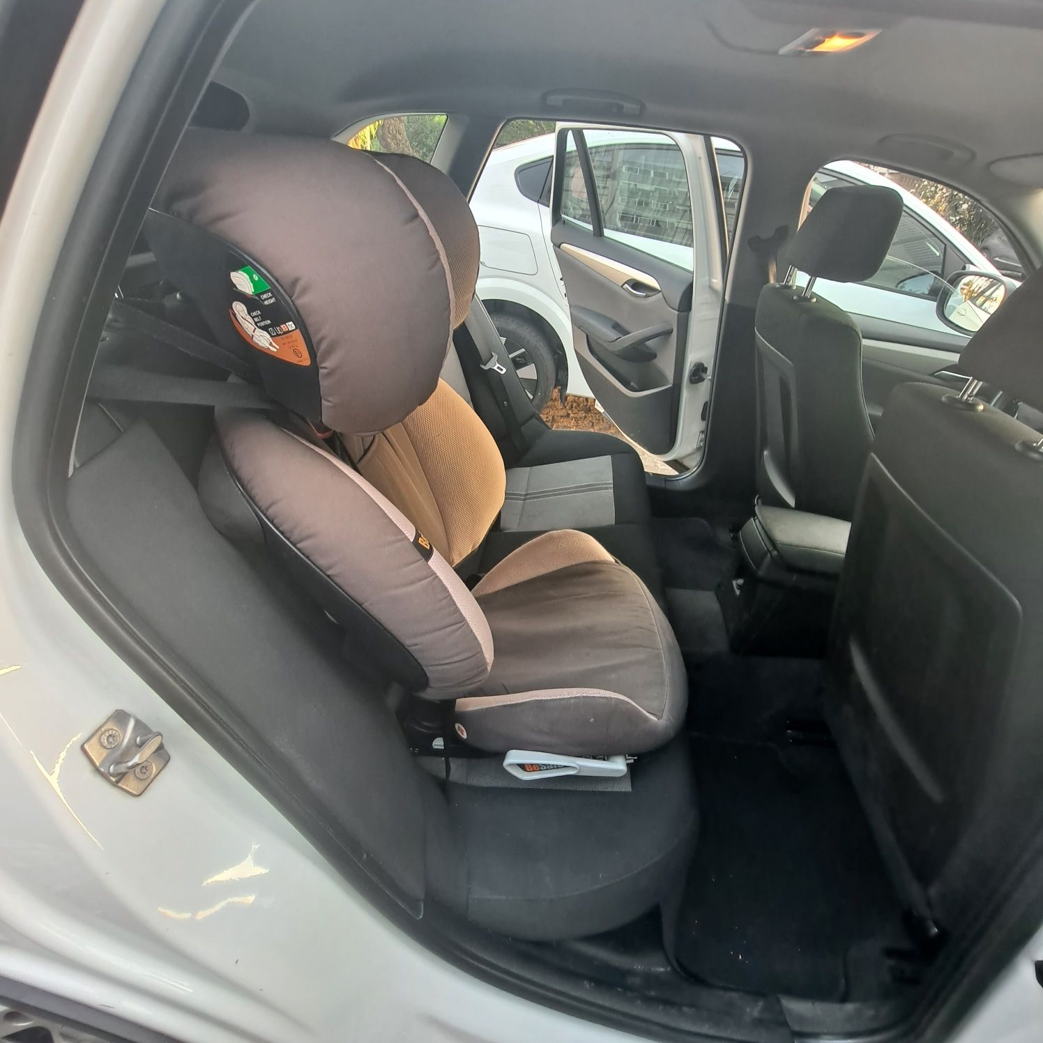 Cadeira auto  para crianças