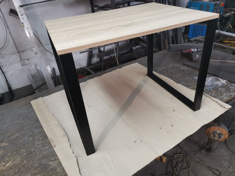 Meble stelaże regał nog do stołu metalowe na wymiar loft