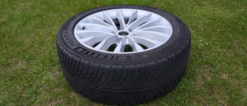 Felga aluminiowa 18'' Bmw 5. 8Jx18H2IS30