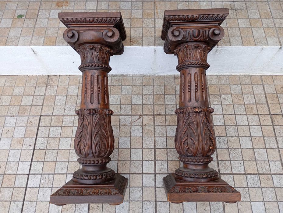 Aparador Antigo Consola Colunas Talhadas a Mão Pedra Rara do Mar Egeu