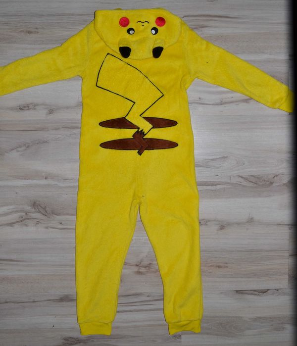 62^ Pokemon Pikachu pluszowy strój piżama przebranie 6/7Lat_116/122 cm