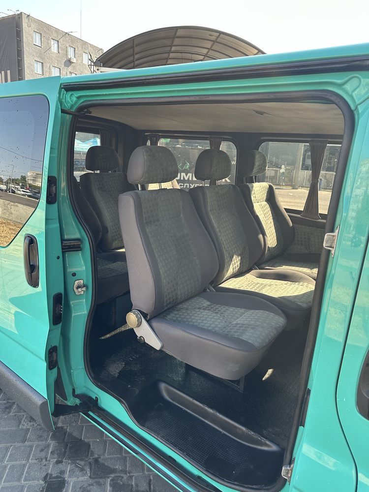 Продам Opel Vivaro 2006 рік