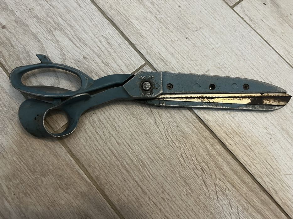 Stare radzieckie nożyce PRL