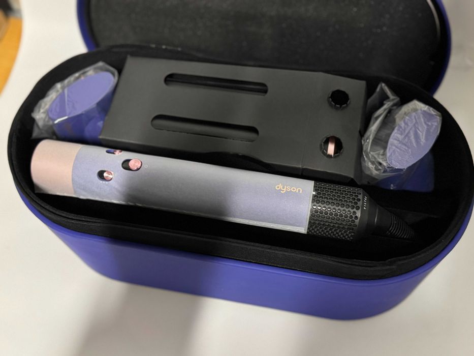 Nowa suszarko-lokówka Dyson airstrait long hs05 blue-gold