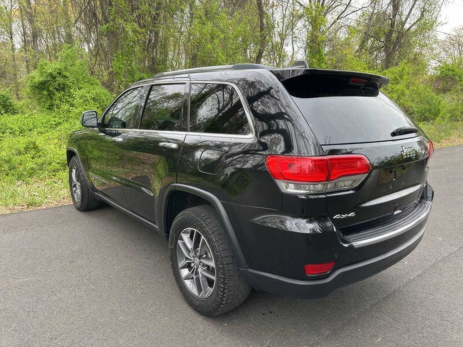 Jeep Grand Cherokee Limited      2017