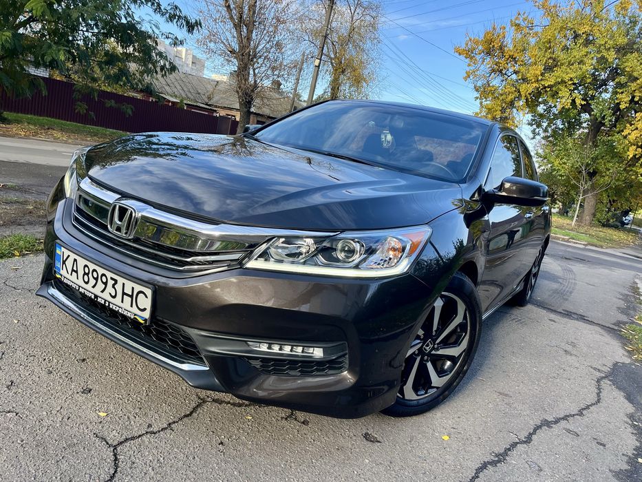 Honda Accord 2015 Automat