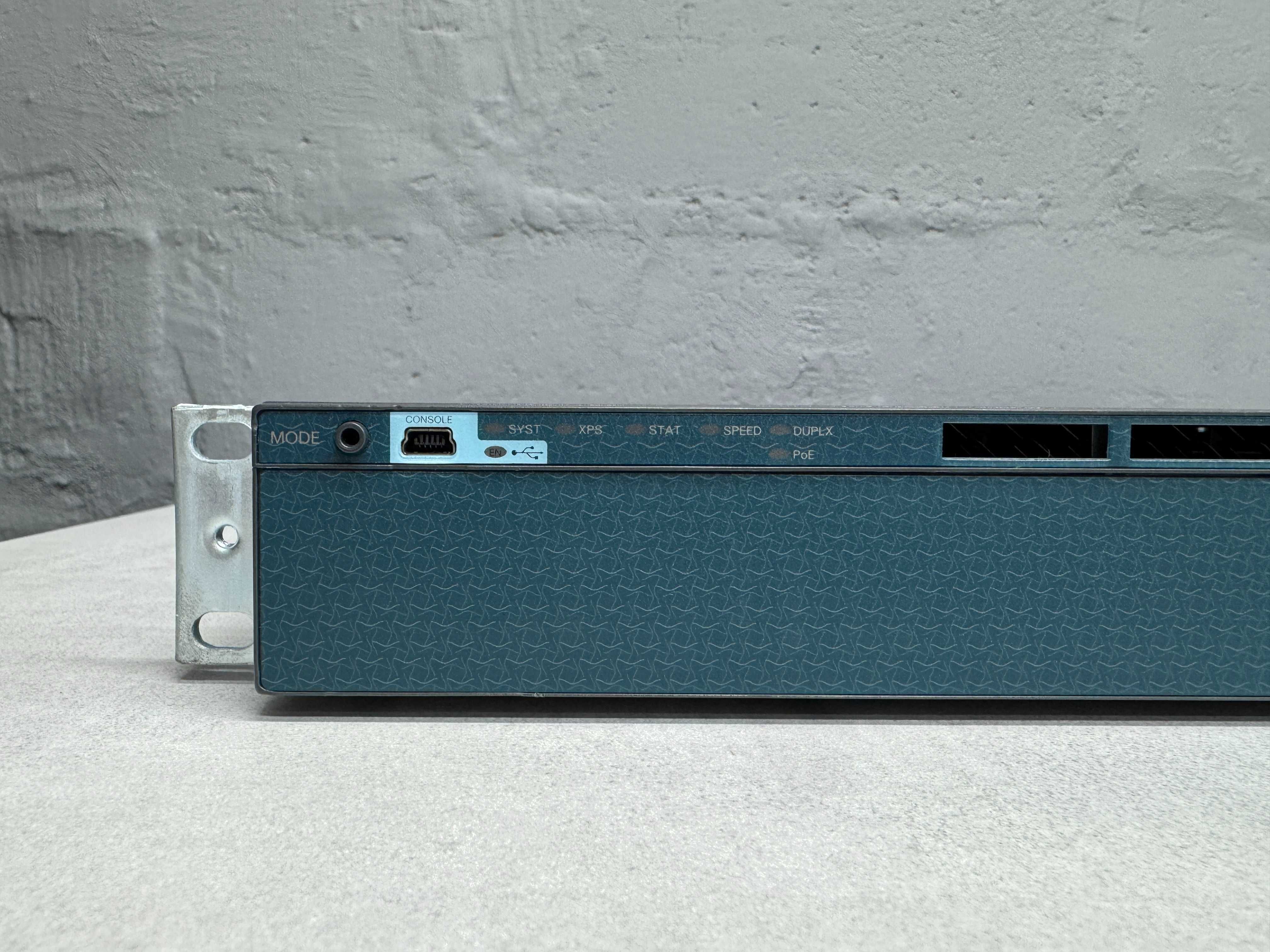 Гигабитный 24PoE коммутатор Cisco WS-C3560X-24P-S безнал/гарантия
