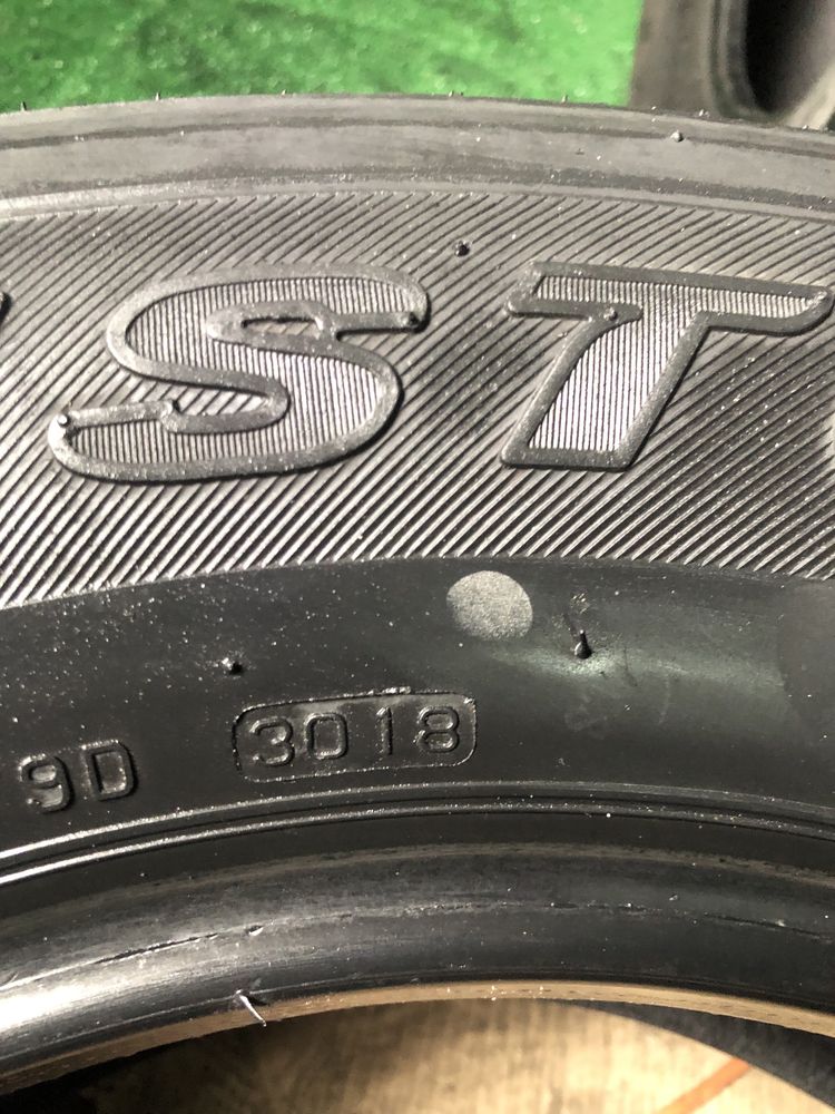 Шини резина 265\65R17 Bridgestone .