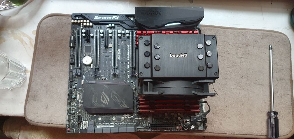 ASUS ROG RAMPAGE V EDITION 10 z procesorem i7-6850K Ram 48 GB