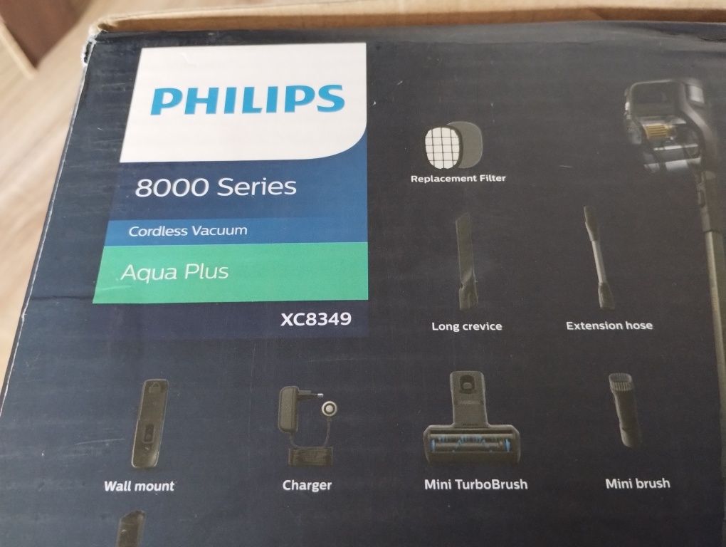 Odkurzacz bezprzewodowy PHILIPS 8000 AQUA PLUS XC8349/01,mopowanie.