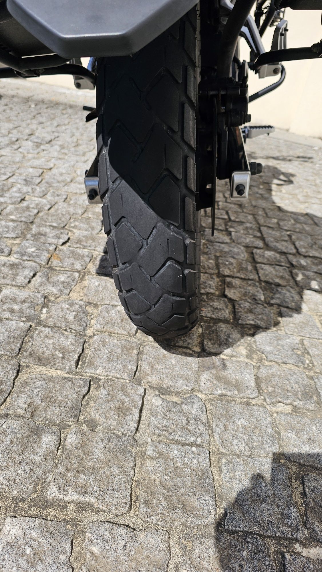 Moto Vortex RX1 2020 • 9.000 km • Laranja • Extras
