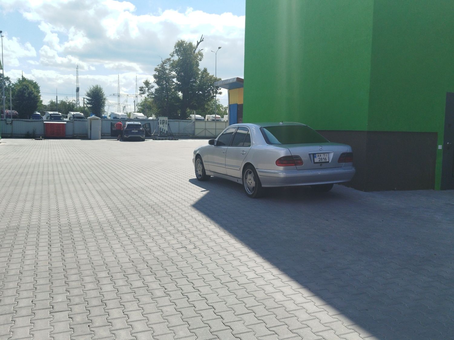 Продам mercedes benz w210 е320 американка