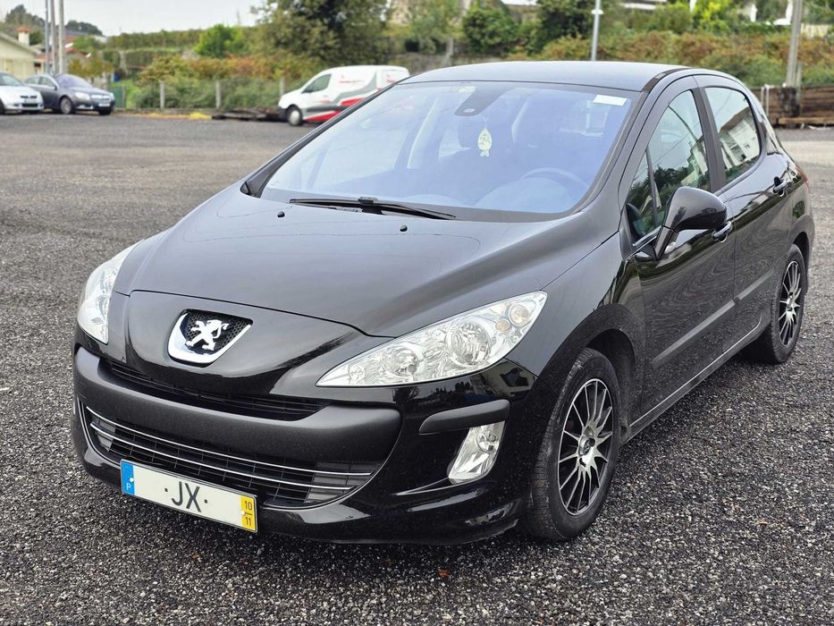 Peugeot 308 HDI  .