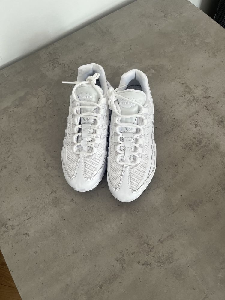 Nike Air Max 95 rozmiar 38,5 białe