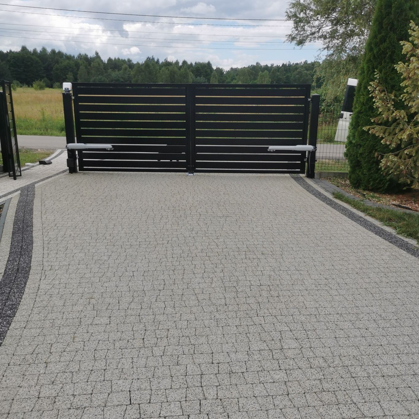 Montaż napędów do bram wjazdowych Nice Faac BFT Came itp