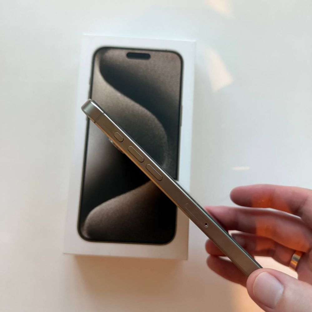 Apple iPhone 15 Pro Max 256GB (Natural Titanium) Ідеал